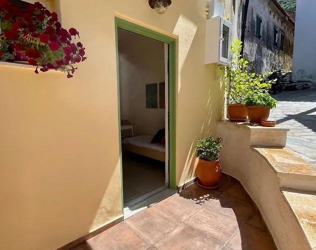 Ilianas Place * Ágios Matthaíos